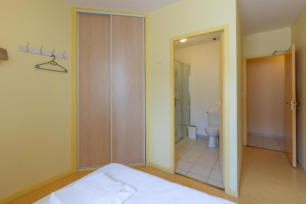Cabana & Le Gite De Domange - Proche Macon Igé Exterior photo